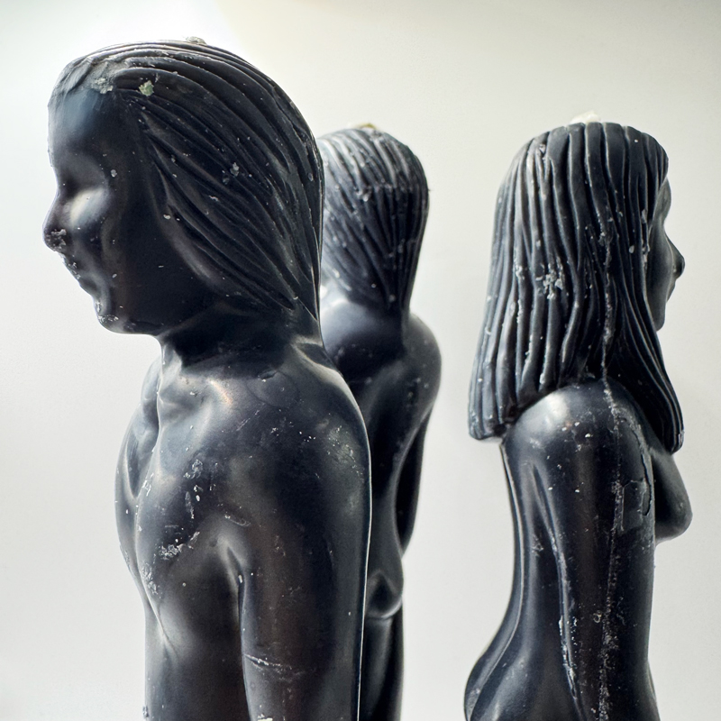 Multiple Fixed Figure Candles