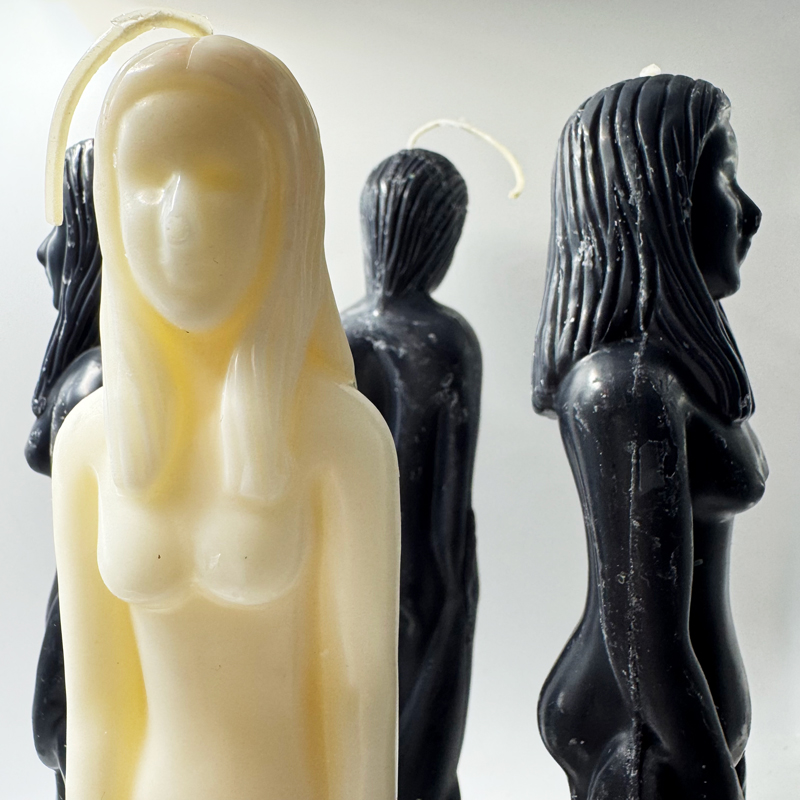 Multiple Fixed Figure Candles